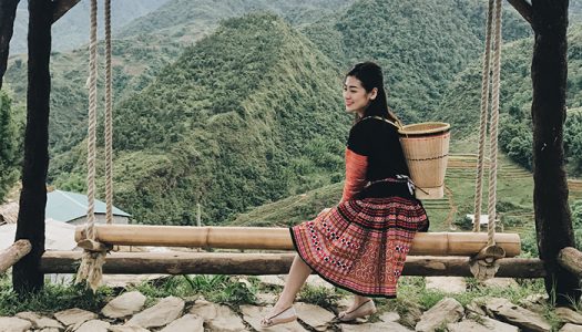 Hóa thân thành 1 cô gái dân tộc giữa khung cảnh núi rừng – nguồn duongtuananh