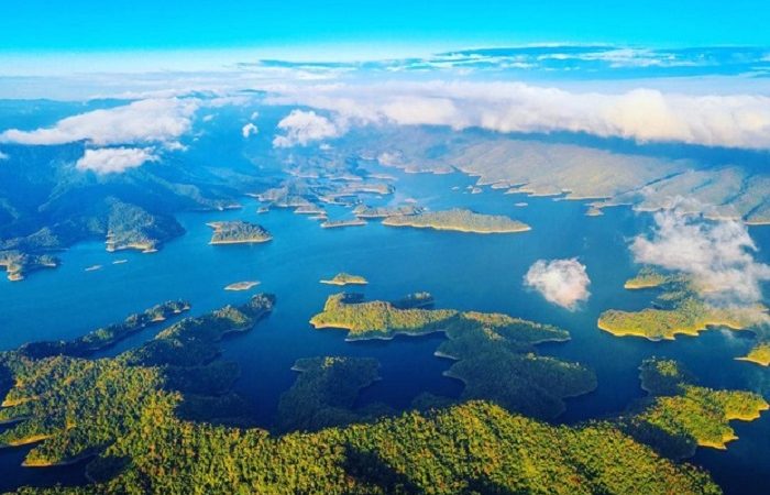 Hồ Tà Đùng nhìn từ trên cao