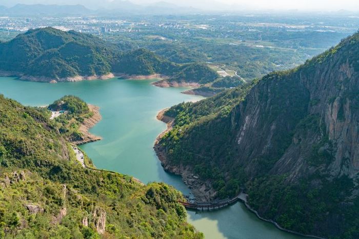 Khám phá vẻ đẹp của Núi Thiên Thai ở Chiết Giang